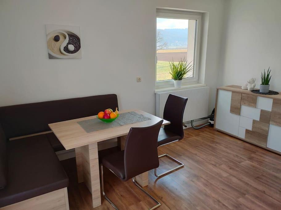 Ferienwohnung Laendlich Und In Seenaehe Schörfling Eksteriør billede